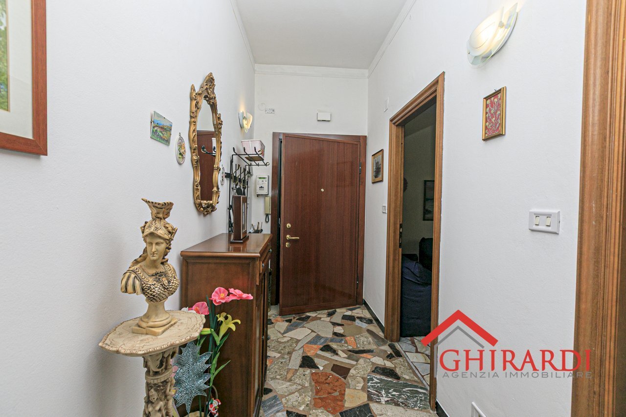 1.1 INGRESSO.jpg - Apartment VIA A. SIFFREDI 63, Genova (neighborhood Sestri Ponente) - photo 2