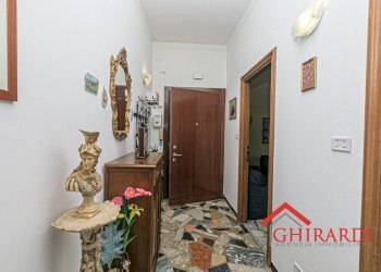 1.1 INGRESSO.jpg - Appartamento VIA A. SIFFREDI  63, Genova (zona Sestri Ponente) - foto 2