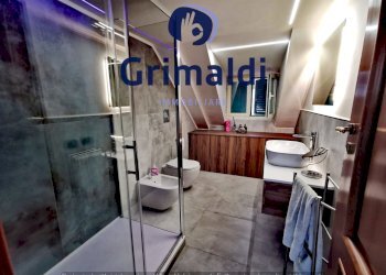 bagno pad. (1) - Attico Corso Vittorio Emanuele, Napoli - foto 15