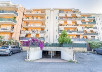 68 - Apartment Viale delle Arti 13, Pomezia - photo 1