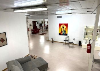 JHHGJGHJGH - Locale Commerciale Via Aldo Moro, Valmontone - foto 17