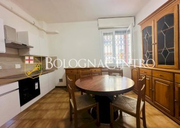 Porzione di casa Bologna (zona Toscana) - foto 3
