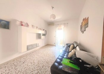 Two-room apartment Salita Ogliastri, Messina - photo 12