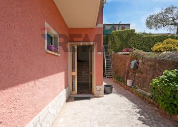 Three-room apartment via nostra signora della guardia, 84 
 Leivi, Leivi - photo 23