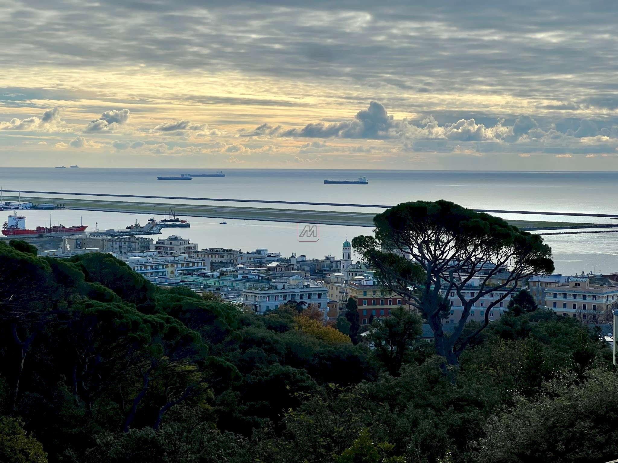 Two-room apartment Genova (neighborhood Pegli) - photo 1