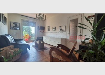 Four-room apartment piazza avis, 5, Pinerolo - photo 2