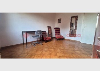 Four-room apartment piazza avis, 5, Pinerolo - photo 13