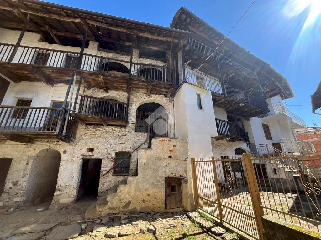 Casa semi indipendente Via Santa Barbara, Rueglio - foto 1
