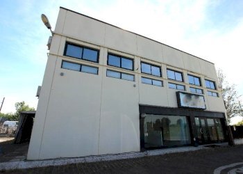 Capannone Calderara di Reno - foto 2