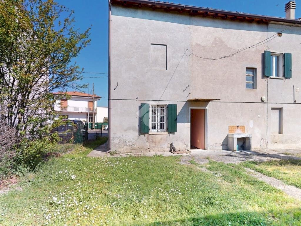 Independent house Via Bondenese, Cento - photo 2