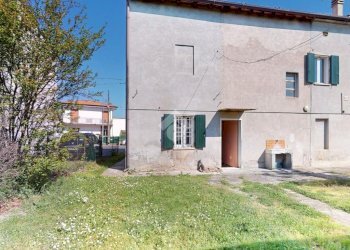 Independent house Via Bondenese, Cento - photo 2