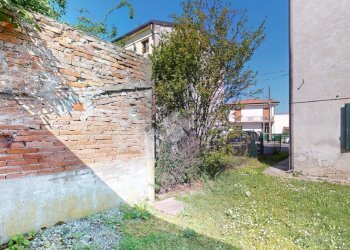 Independent house Via Bondenese, Cento - photo 45