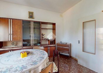 Four-room apartment Via Piave, Cento - photo 5