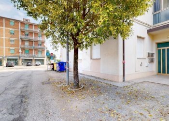 Four-room apartment Via Piave, Cento - photo 39