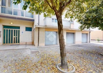 Four-room apartment Via Piave, Cento - photo 42