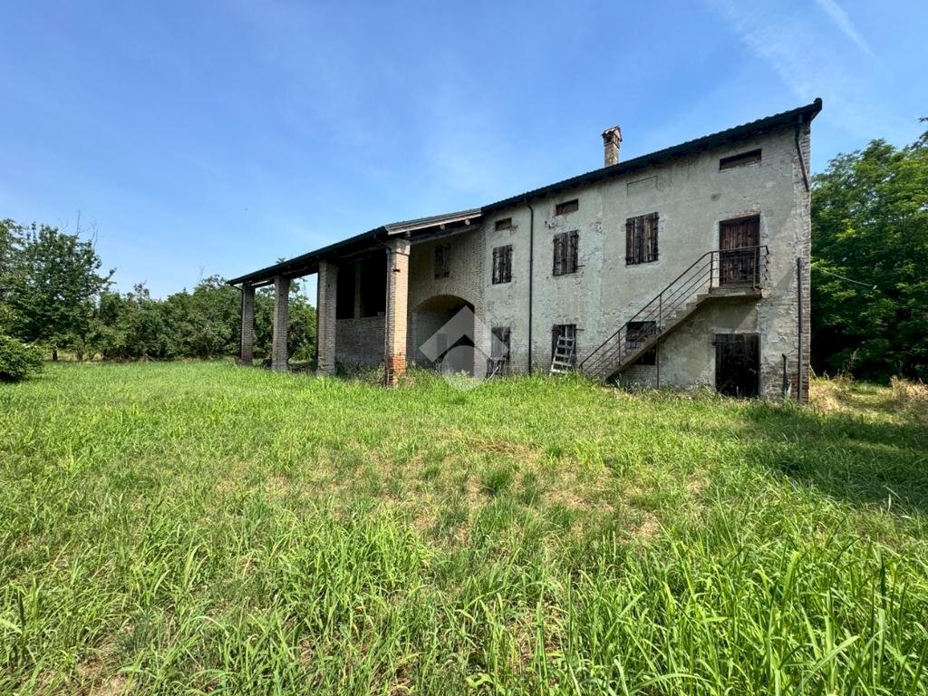 Casa indipendente Strada Inghiaiata, Fontevivo - foto 1