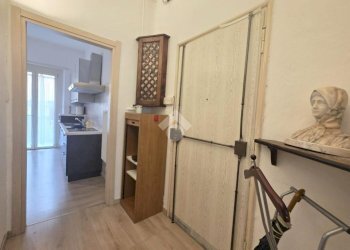 Two-room apartment Via Alessandro Manzoni, Torino (neighborhood Quadrilatero Romano) - photo 9
