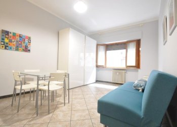 One-room apartment Via Tommaso Grossi, Torino (neighborhood San Salvario) - photo 13