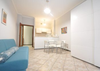 One-room apartment Via Tommaso Grossi, Torino (neighborhood San Salvario) - photo 14