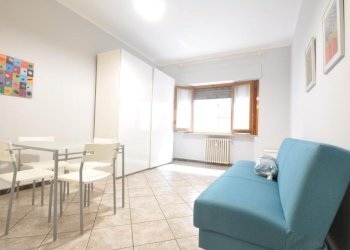 One-room apartment Via Tommaso Grossi, Torino (neighborhood San Salvario) - photo 15