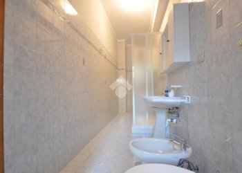 One-room apartment Via Tommaso Grossi, Torino (neighborhood San Salvario) - photo 17