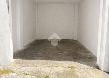 Box Via Bene Vagienna, Torino (zona Santa Rita) - foto 4