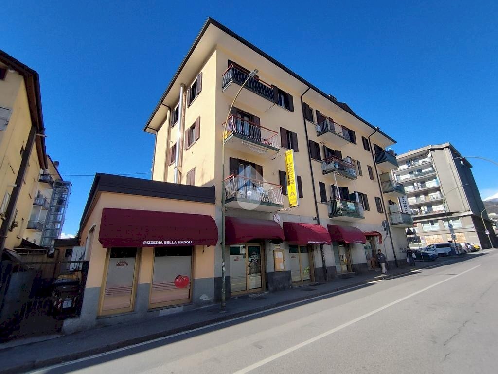 Trilocale Piazza Cavalieri di Vittorio Veneto, Aosta - foto 2
