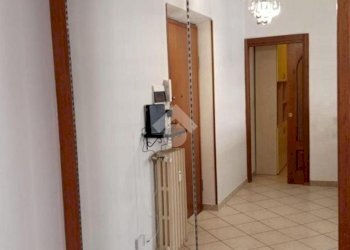 Trilocale Piazza Cavalieri di Vittorio Veneto, Aosta - foto 12