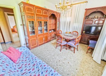 Three-room apartment Via Genova, Alessandria - photo 1