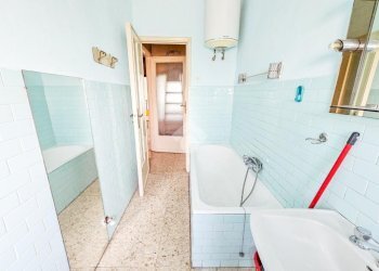 Three-room apartment Via Genova, Alessandria - photo 28