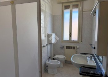 Trilocale Appartamento Viale della Repubblica, Bologna (zona San Donato) - foto 20