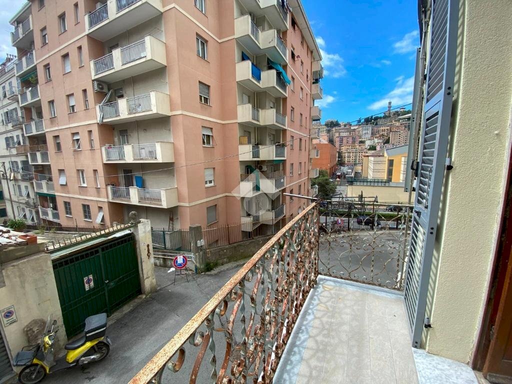 Apartment Via Giuseppe Piantelli, Genova (neighborhood Marassi) - photo 2