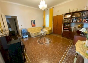 Apartment Via Giuseppe Piantelli, Genova (neighborhood Marassi) - photo 8