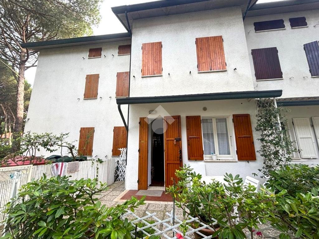 Quadrilocale Viale delle Betulle, Ravenna (zona Marina Romea) - foto 1