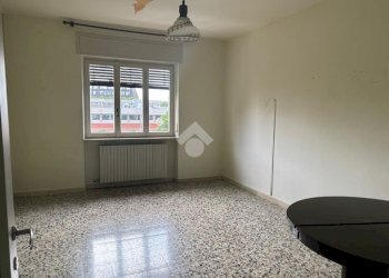 Three-room apartment Piazza 1° Maggio, Corbetta - photo 3