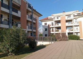 Box Piazzetta Caduti di Nassiriya, Corbetta - photo 1