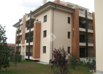 Box Piazzetta Caduti di Nassiriya, Corbetta - photo 5