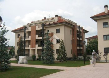 Box Piazzetta Caduti di Nassiriya, Corbetta - photo 6