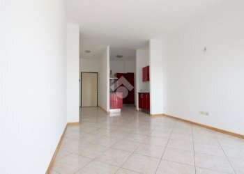 Two-room apartment Nona strada torre, Segrate - photo 1
