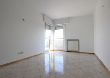 Two-room apartment Nona strada torre, Segrate - photo 8