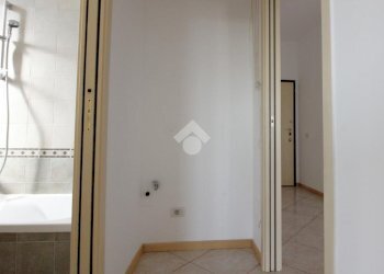 Two-room apartment Nona strada torre, Segrate - photo 16