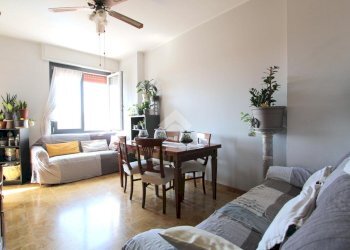 Three-room apartment Via Alessandro Manzoni, Bareggio - photo 2