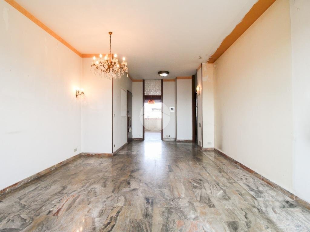 Three-room apartment Via Mazzini, Cusano Milanino - photo 2