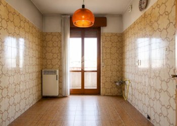 Three-room apartment Via Mazzini, Cusano Milanino - photo 13