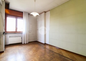 Three-room apartment Via Mazzini, Cusano Milanino - photo 22