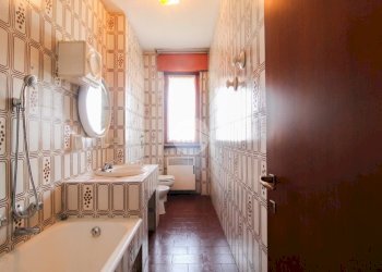 Three-room apartment Via Mazzini, Cusano Milanino - photo 23