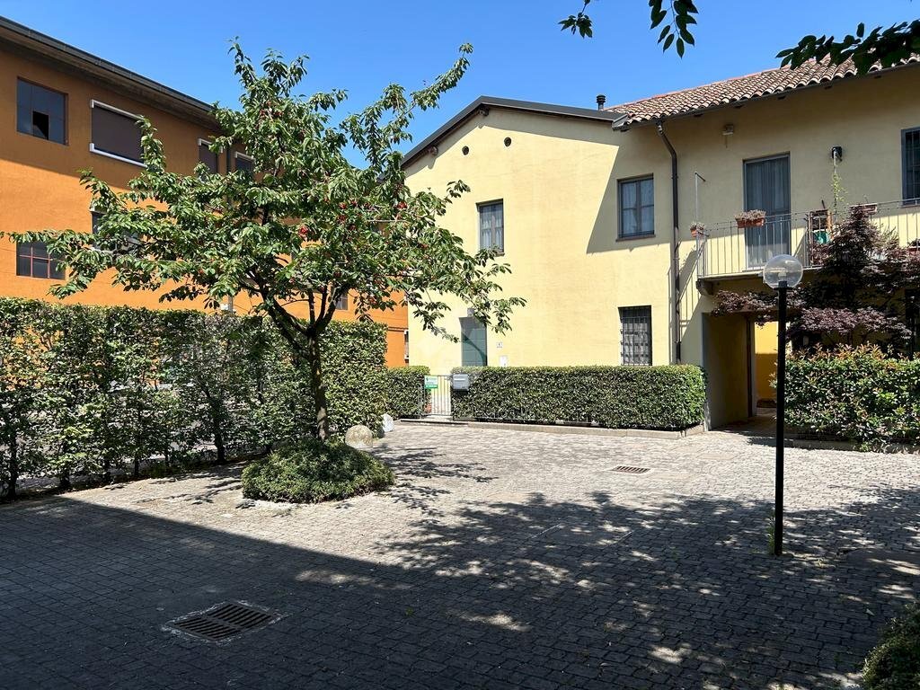 Trilocale via Vittorio Veneto, Settimo Milanese - foto 1