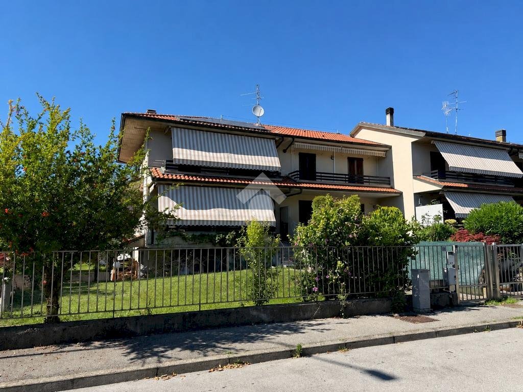 Terraced Villa Via pergolesi, Settala - photo 2