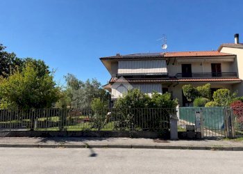 Terraced Villa Via pergolesi, Settala - photo 1