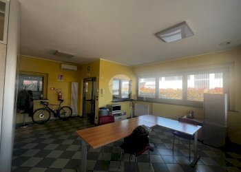 Capannone Via Caravaggio, Trinità - foto 10